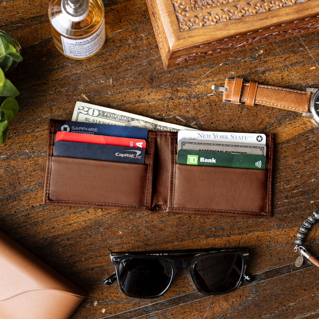The Classic Leather Bifold Wallet - Brandy