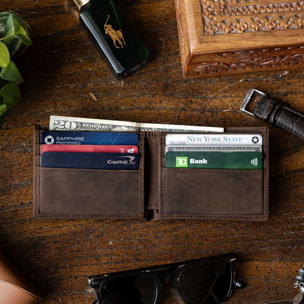 The Classic Leather Bifold Wallet - Tobacco