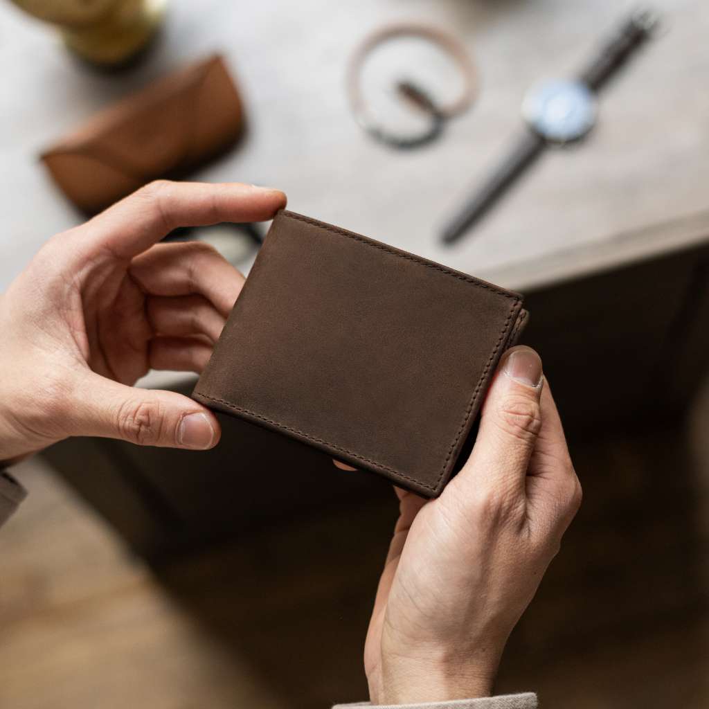 The Classic Leather Bifold Wallet - Burnt Copper