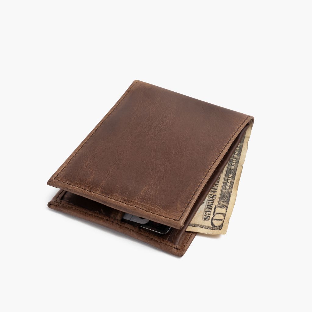 The Classic Leather Bifold Wallet - Natural