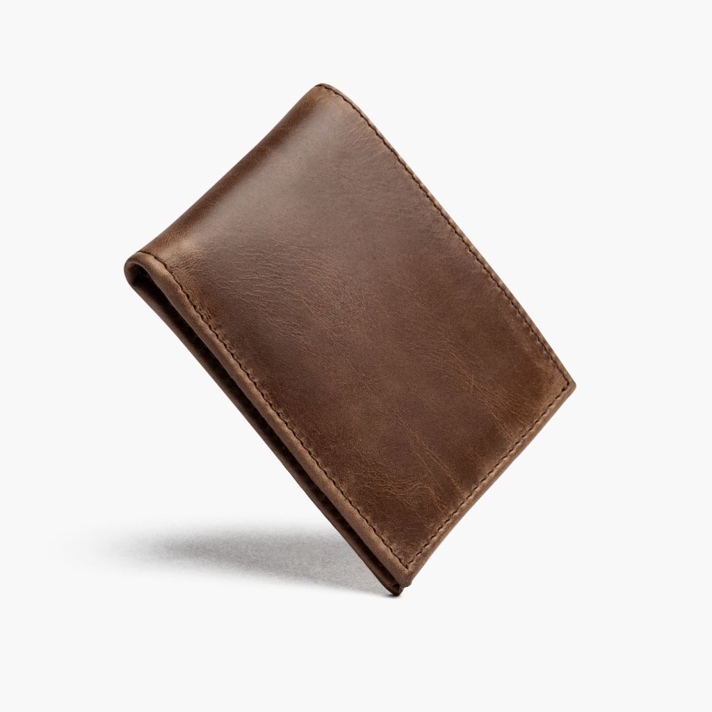 The Classic Leather Bifold Wallet - Natural