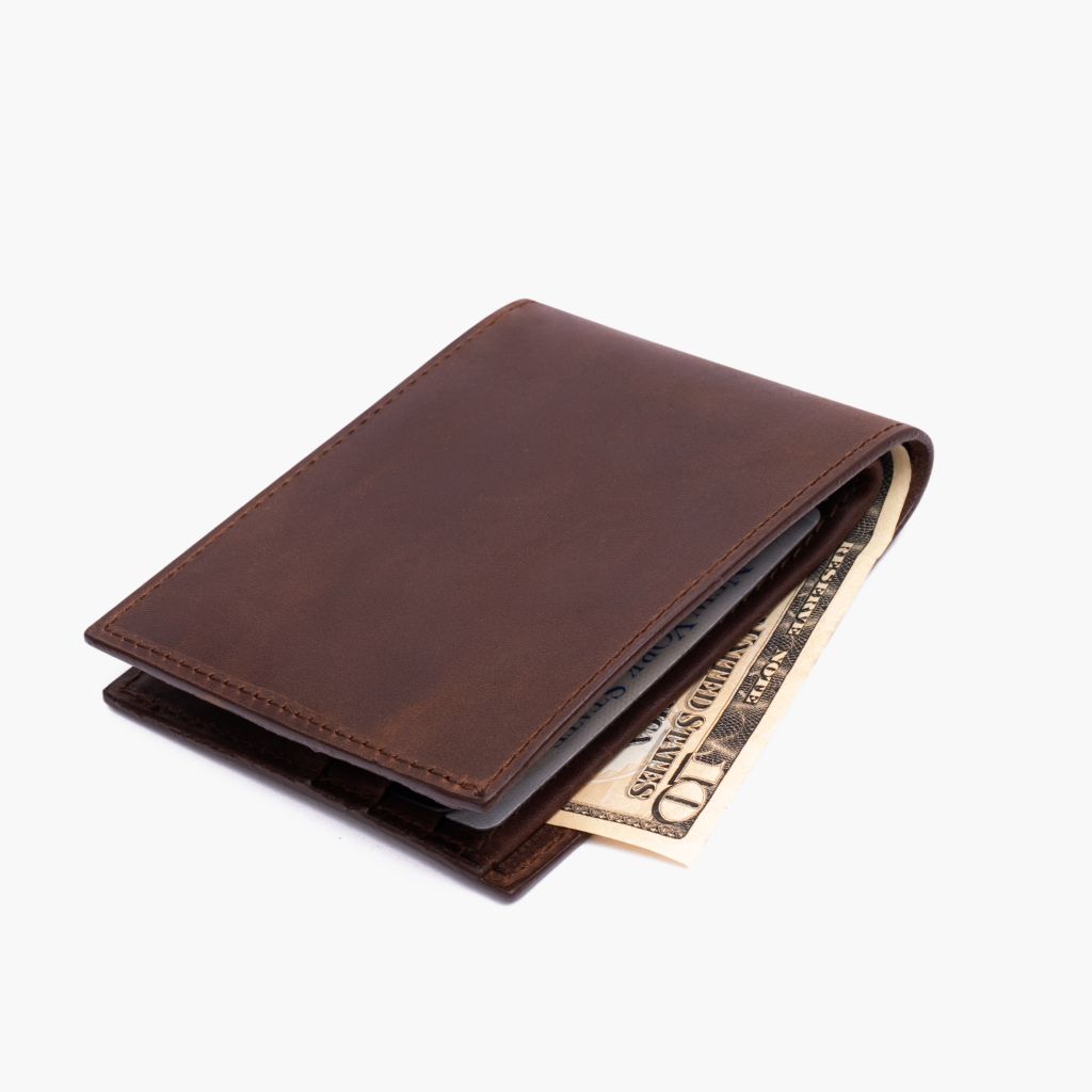 The Classic Leather Bifold Wallet - Rustic Brown Leather