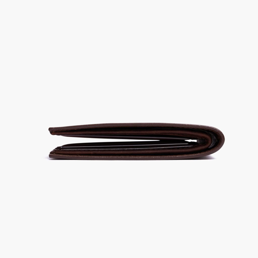 The Classic Leather Bifold Wallet - Rustic Brown Leather