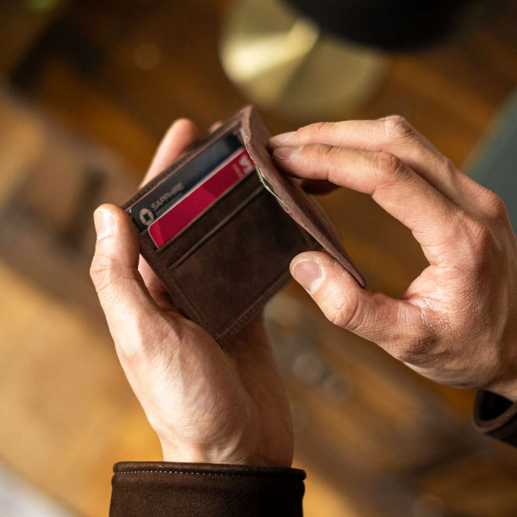 The Classic Leather Bifold Wallet - Tobacco